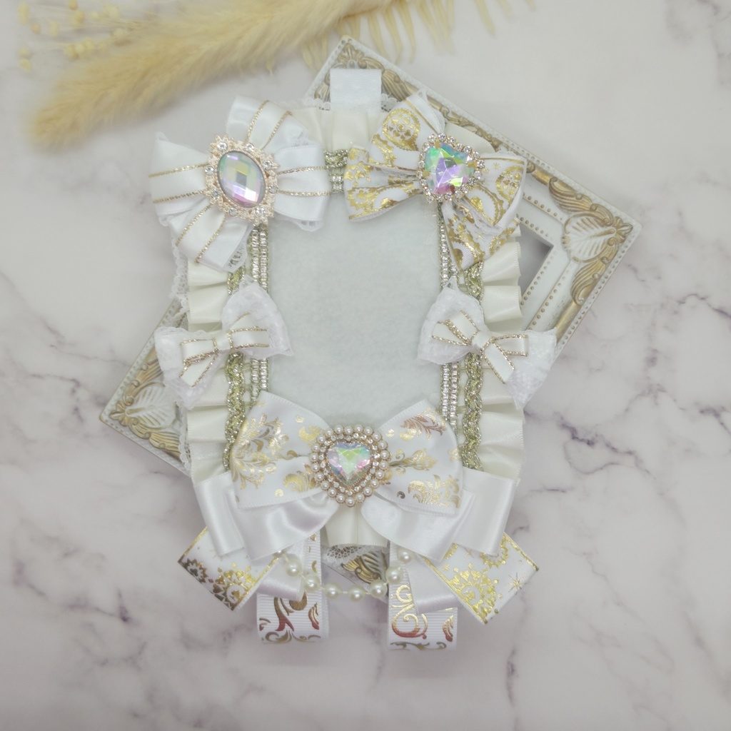 トレカケース 硬質デコケース 白 B8サイズ