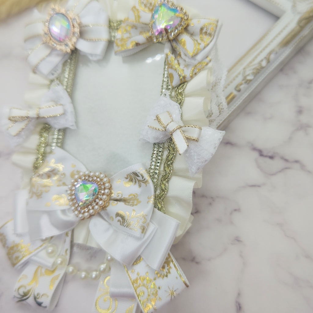 トレカケース 硬質デコケース 白 B8サイズ