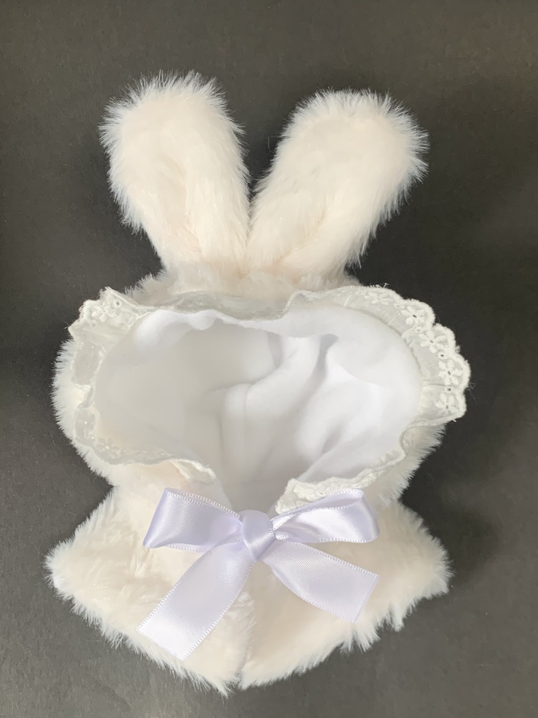 まっしろファーのうさちゃんマント（ぬい服