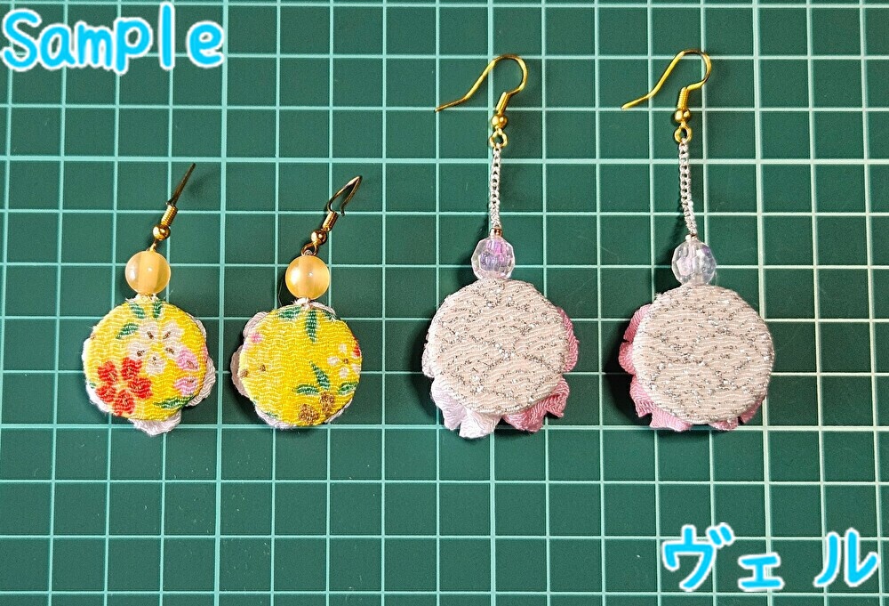 ちりめんつまみ細工(ピアス) ※受注生産