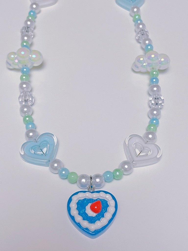 いちごホイップゼリーネックレス(ブルー)