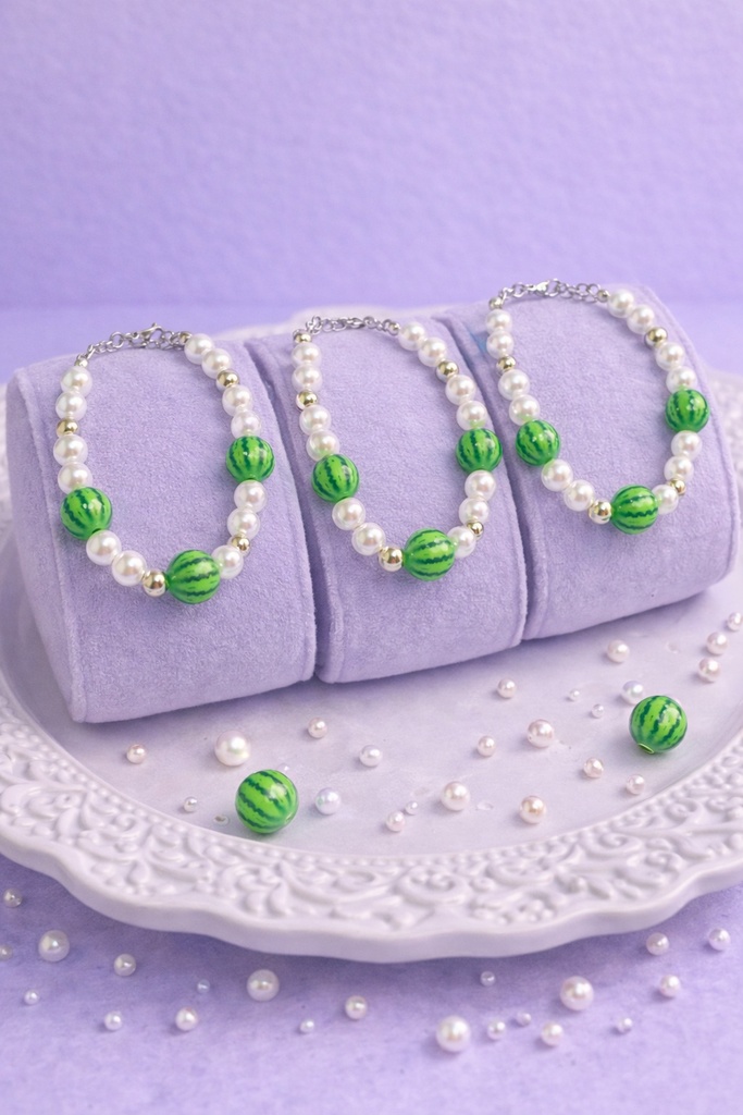 スイカブレスレット