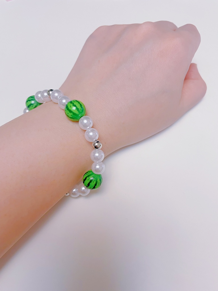 スイカブレスレット