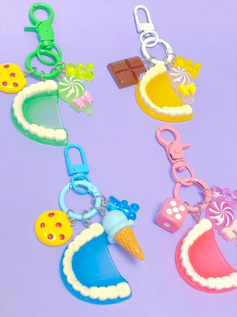 入れ歯(グリーン)じゃらじゃらチャーム