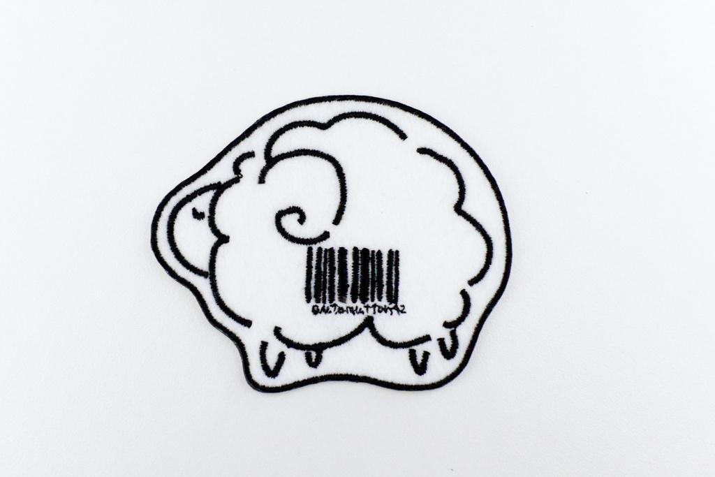 羊刺繍ワッペンシール memorial ver.