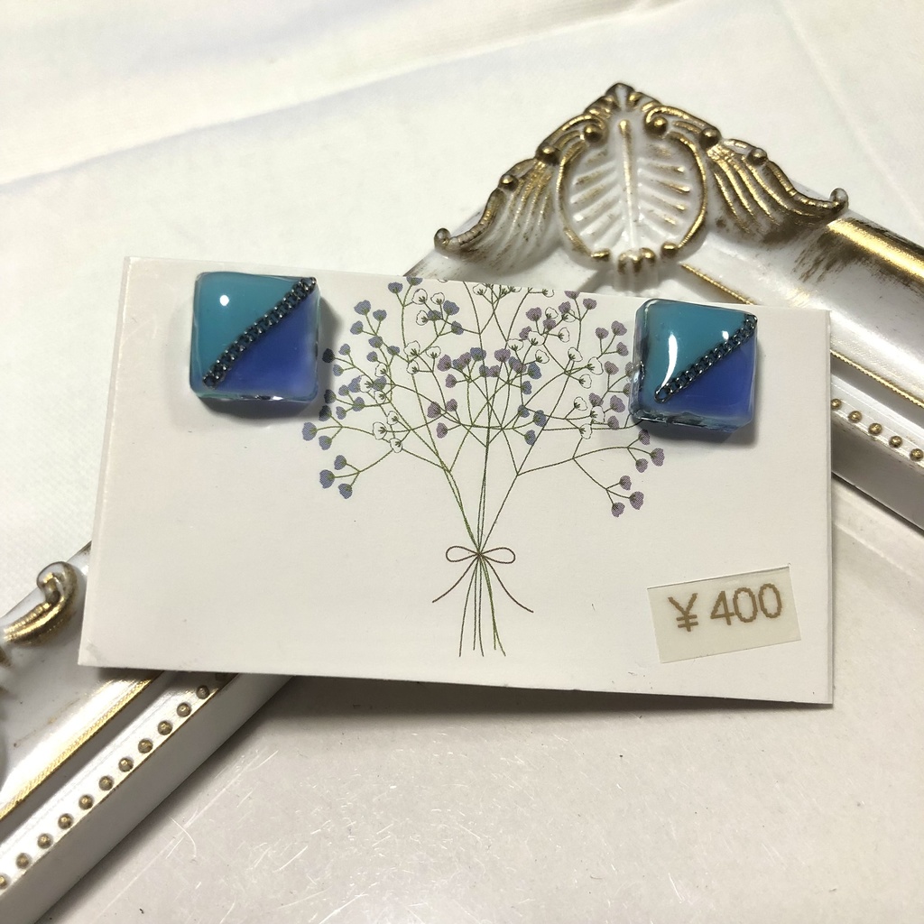 犬辻イメージピアス