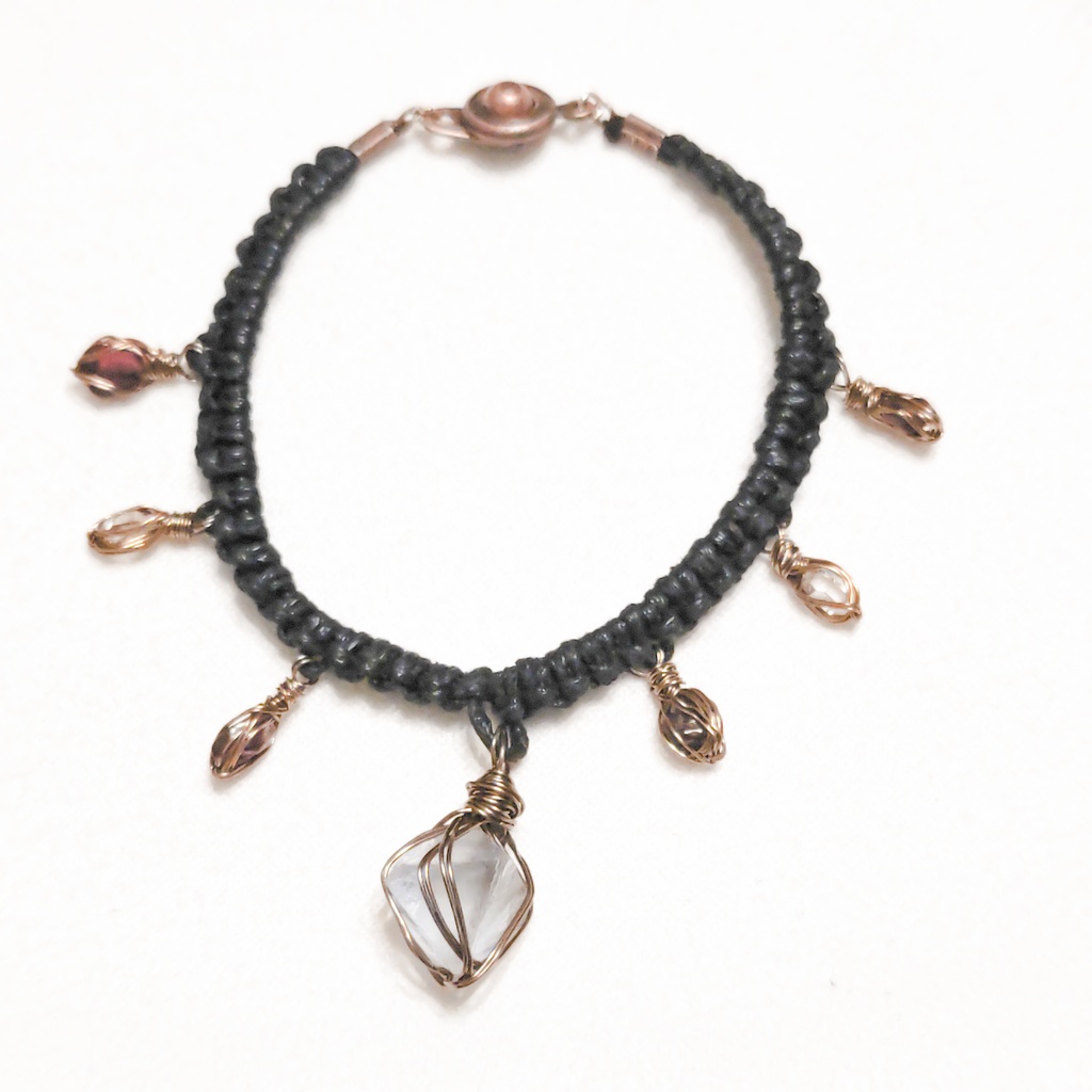 冒険者の腕飾り(黒)