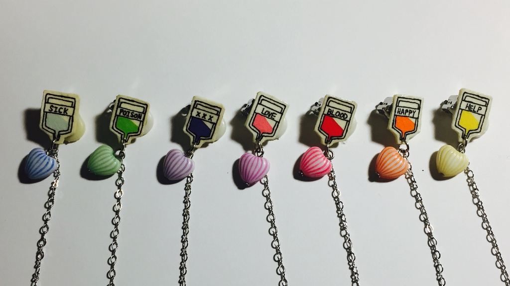 点滴イヤーカフ ハート