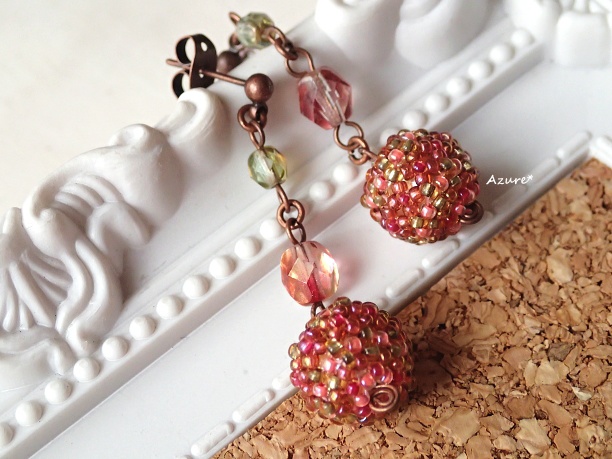 ビーズボールのピアス ビーズステッチ Azure Kki Booth