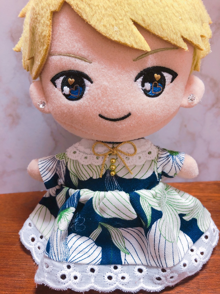 ぬい服 紺色ワンピース