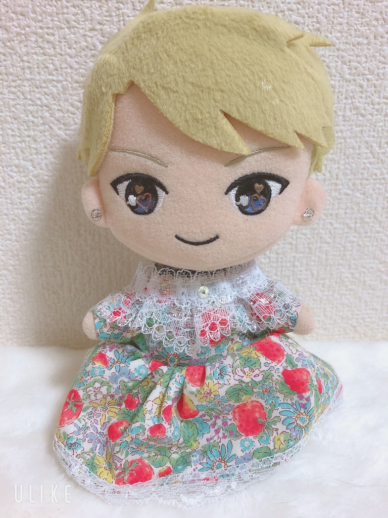 フリルたっぷり苺ちゃんワンピ