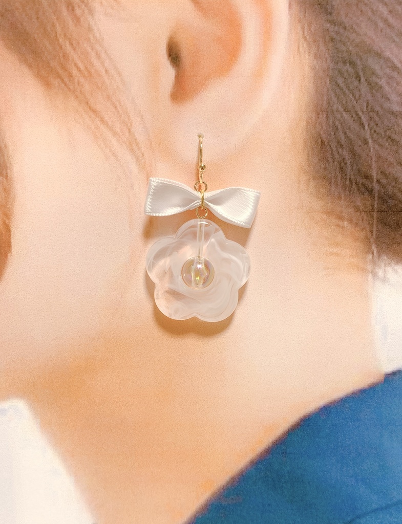 お花とリボンの推しピアス