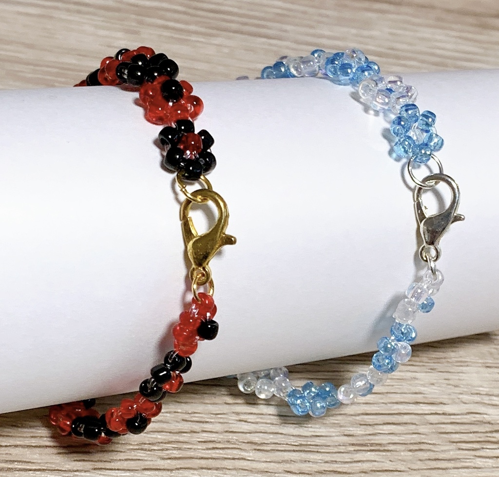 ハンドメイド フラワービーズブレスレット