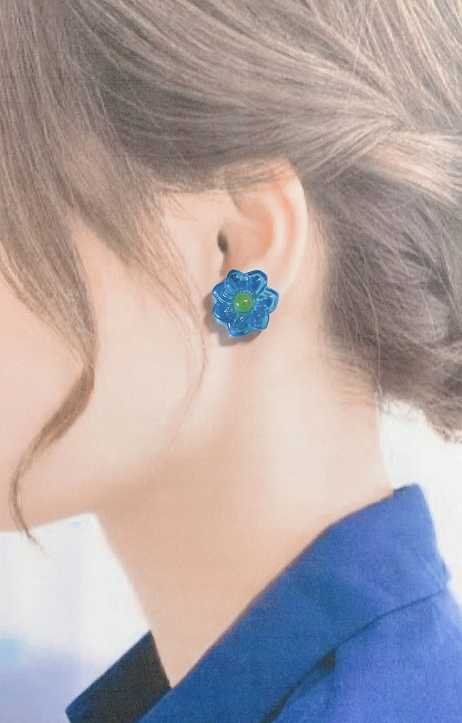 ハンドメイド シンプルなフラワーピアス