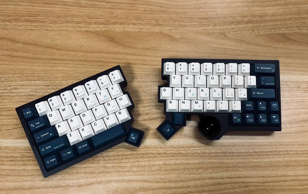 【発売予定】DYA2 トラックボール・タッチセンサー付き無線分割キーボードキット