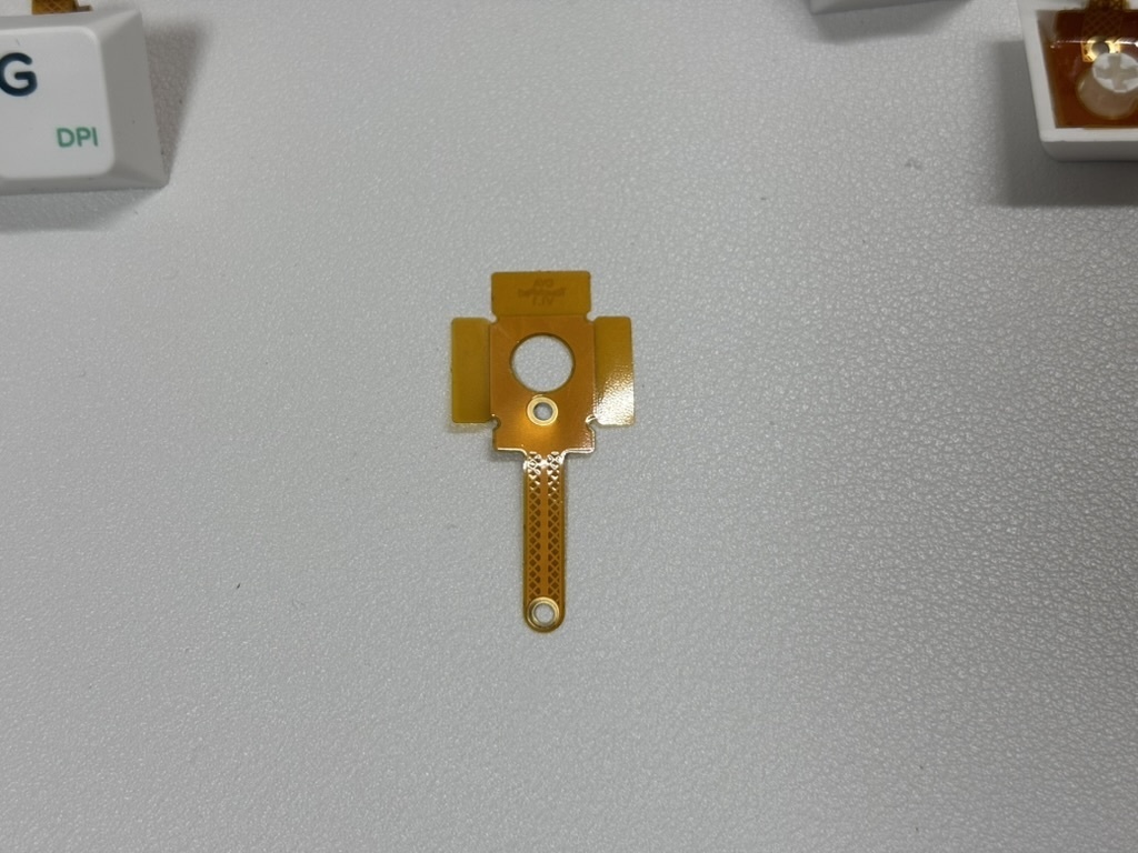 【販売予定】キーキャップに取り付けられるタッチセンサー端子