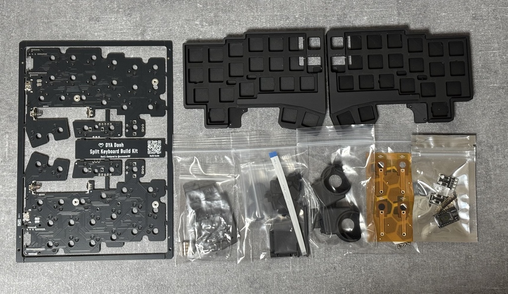 DYA Dash V3 - 様々なモジュールを取り付けられるタッチセンサー付き無線分割キーボードキット