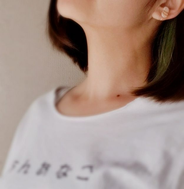 ちんななことにしあなごろうの耳飾り