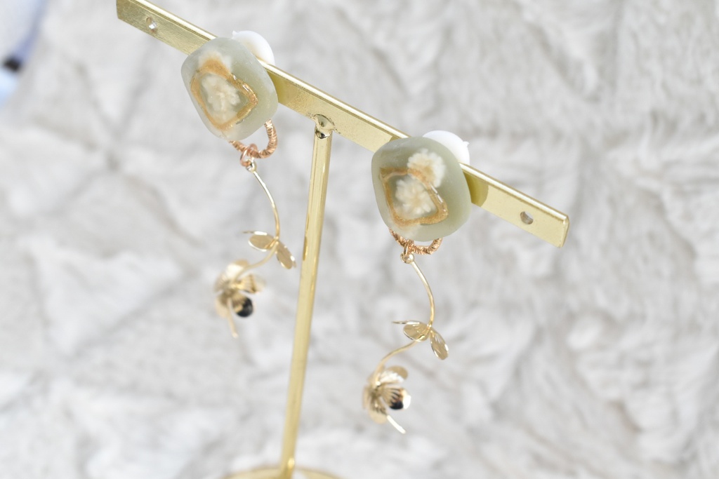 刀剣乱舞【鶯丸】イメージアクセサリー(ピアス/イヤリング)