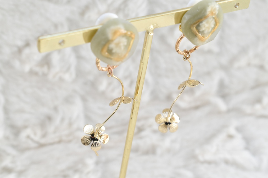 刀剣乱舞【鶯丸】イメージアクセサリー(ピアス/イヤリング)