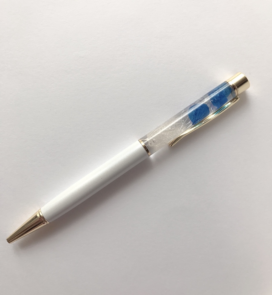 ハーバリウムボールペン（白×青）