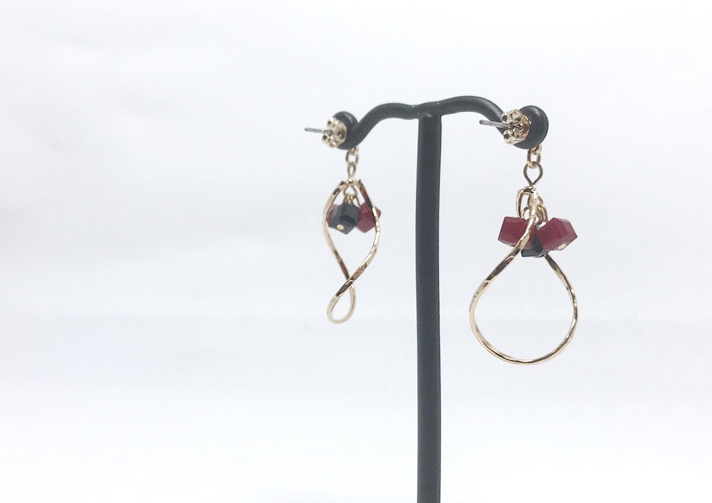 かろやかフープイヤリング*ピアス*