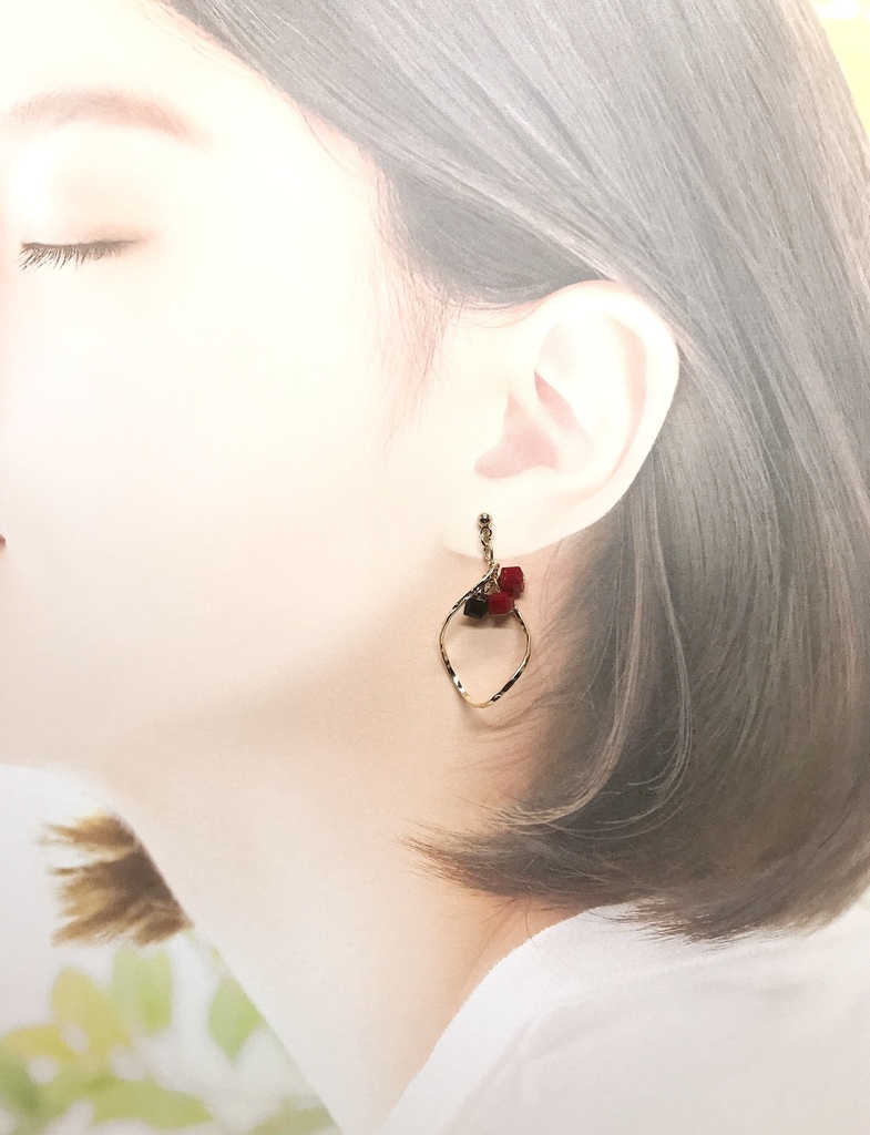 かろやかフープイヤリング*ピアス*