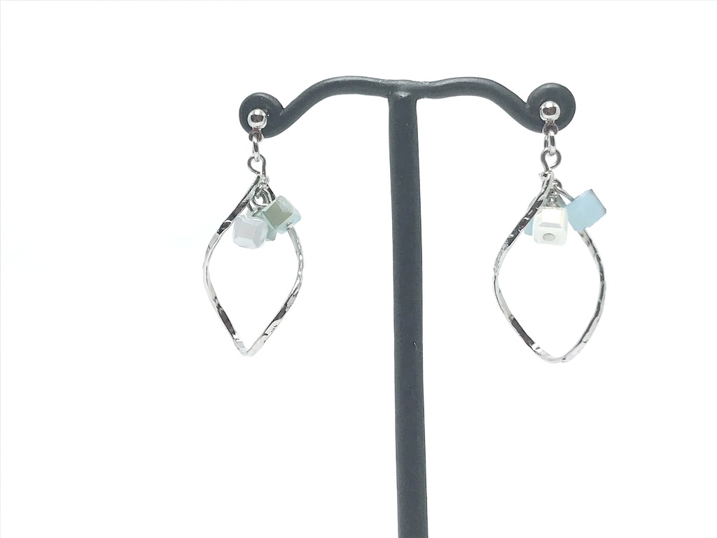 かろやかフープイヤリング*ピアス*