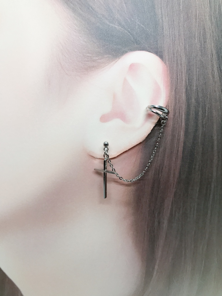 十字架イヤーカフ*ピアス*