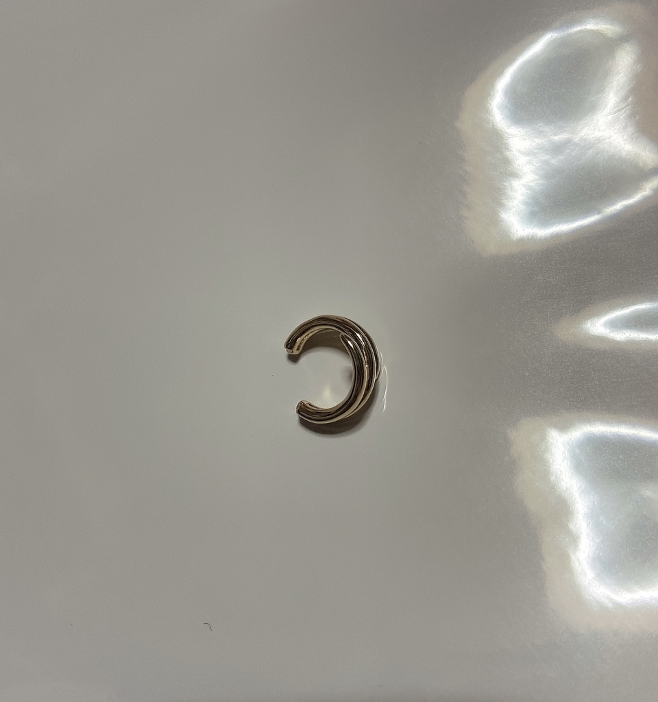 十字架イヤーカフ*ピアス*