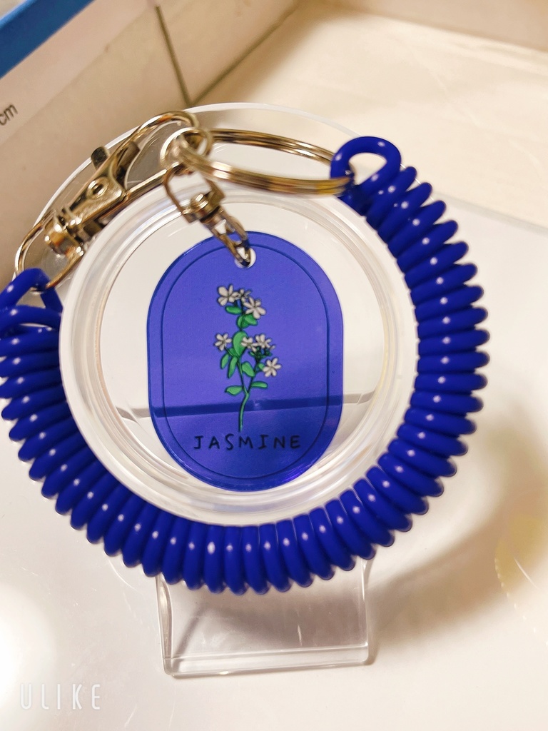 【お花のアクリルスパイラルキーホルダー】