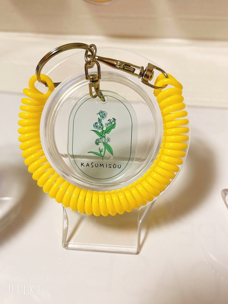 【お花のアクリルスパイラルキーホルダー】