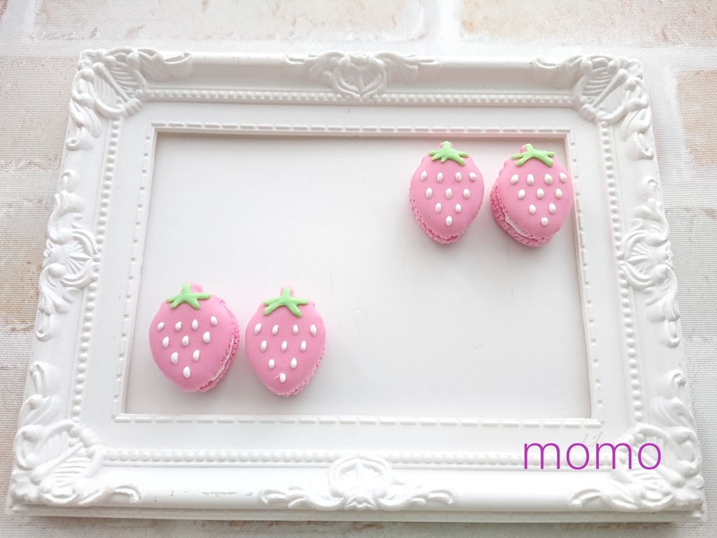いちごマカロンチャーム