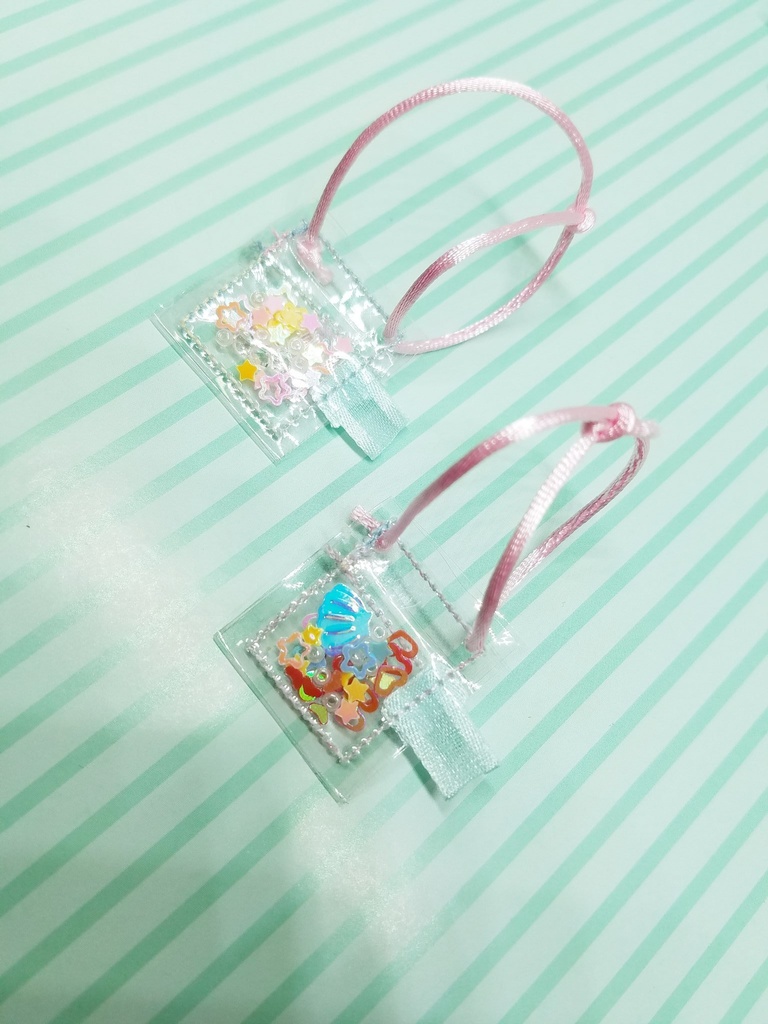 かわいいクリアバックピンク