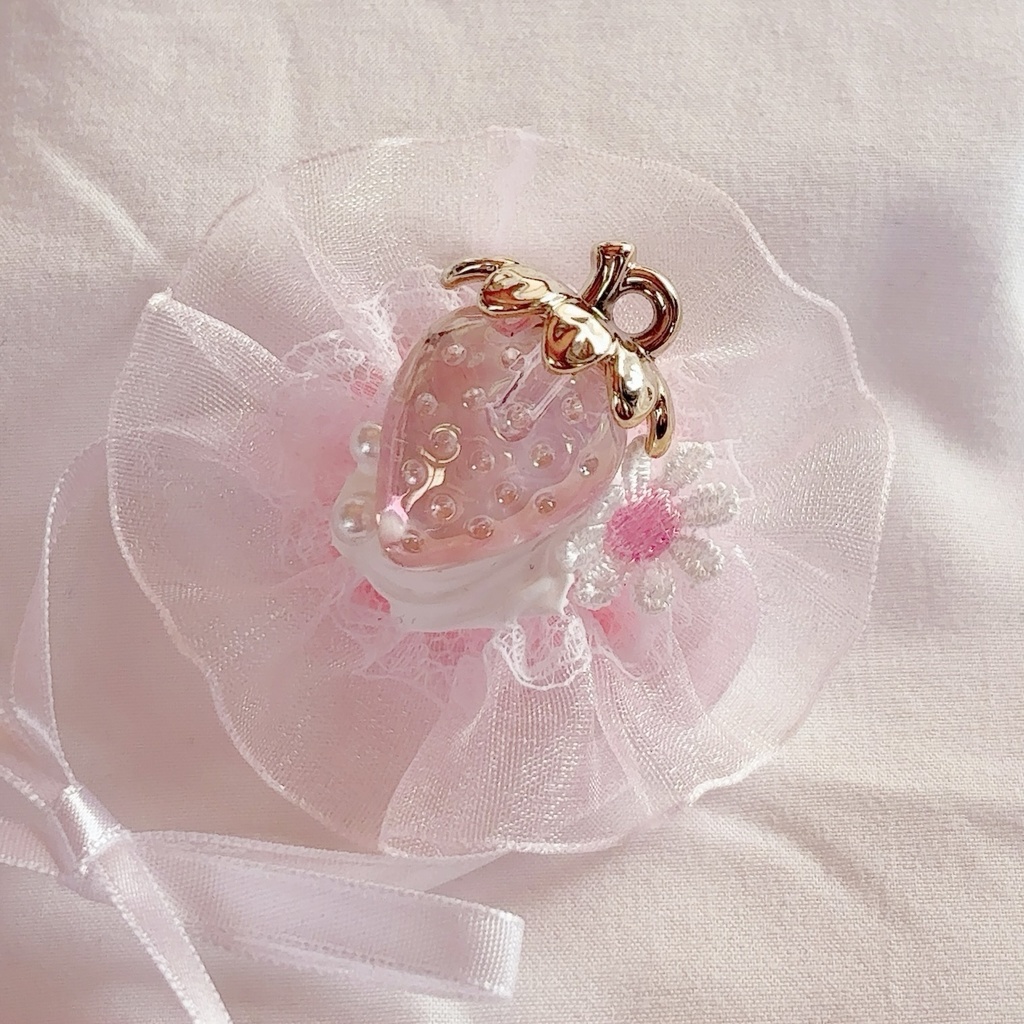 🍓✨いちごとホイップクリームのヘッドドレス𓂃𓈒𓏸🍰