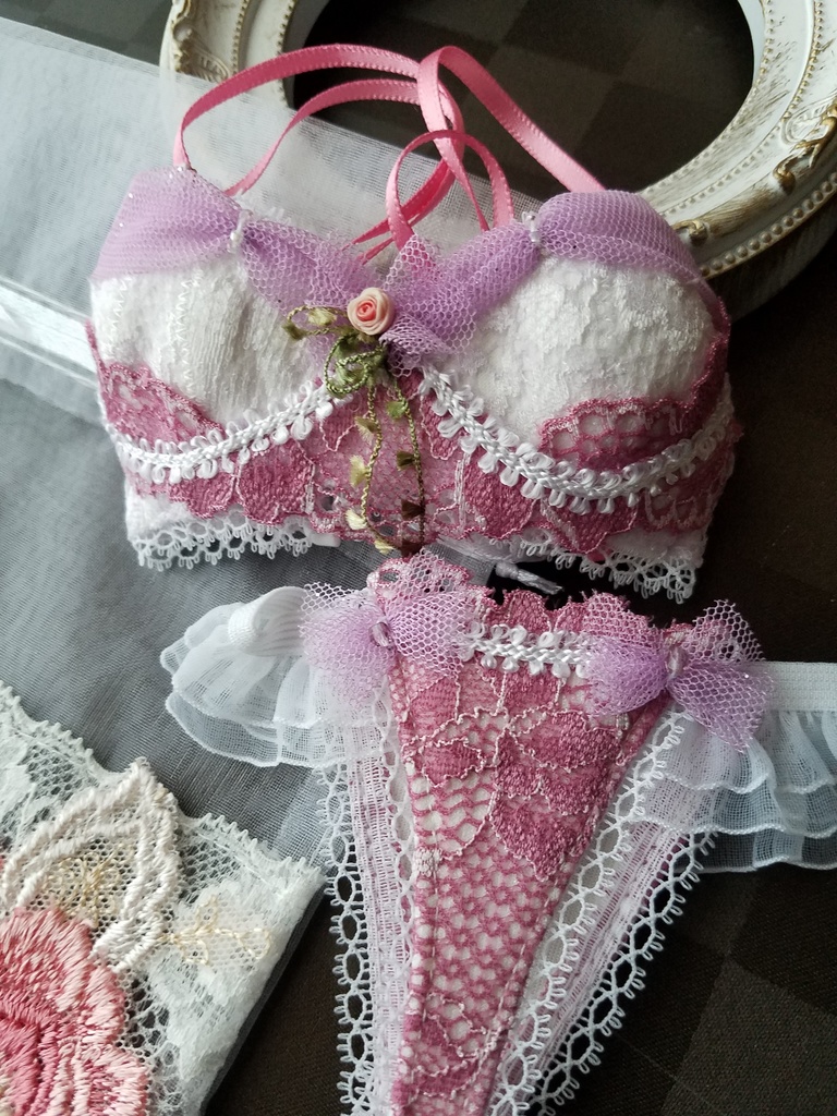 プリンセスブラ＋刺繍花付き収納袋　DD60M胸　ｓｄｇｒ推奨