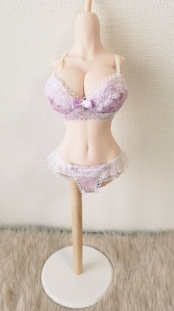 DD寄せ胸Lsize推奨 NO.3（ピーチパイも可能とのこと）