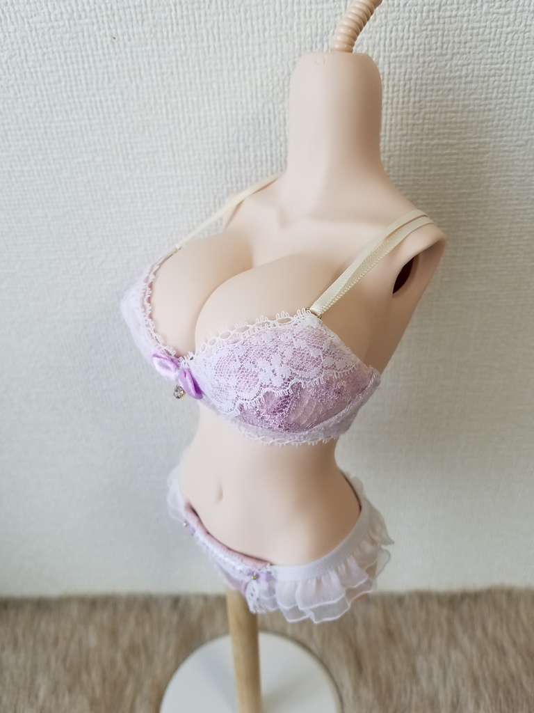 DD寄せ胸Lsize推奨 NO.3（ピーチパイも可能とのこと）