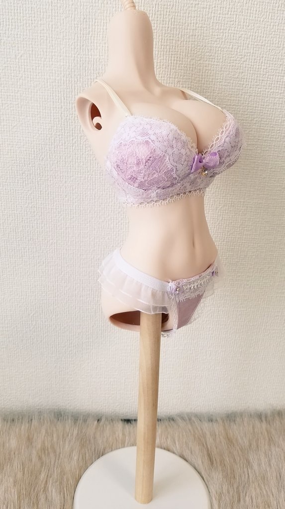 DD寄せ胸Lsize推奨 NO.3（ピーチパイも可能とのこと）