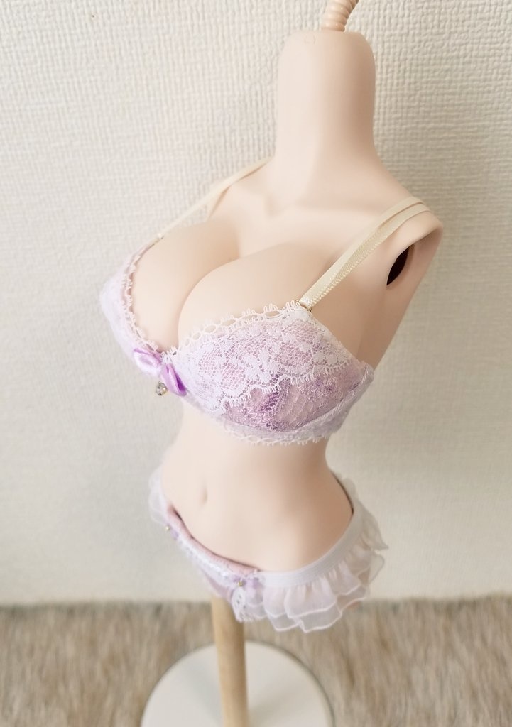 DD寄せ胸Lsize推奨 NO.3（ピーチパイも可能とのこと）