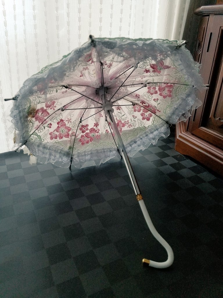 豪華な刺繍レース　淡水パール使用　
