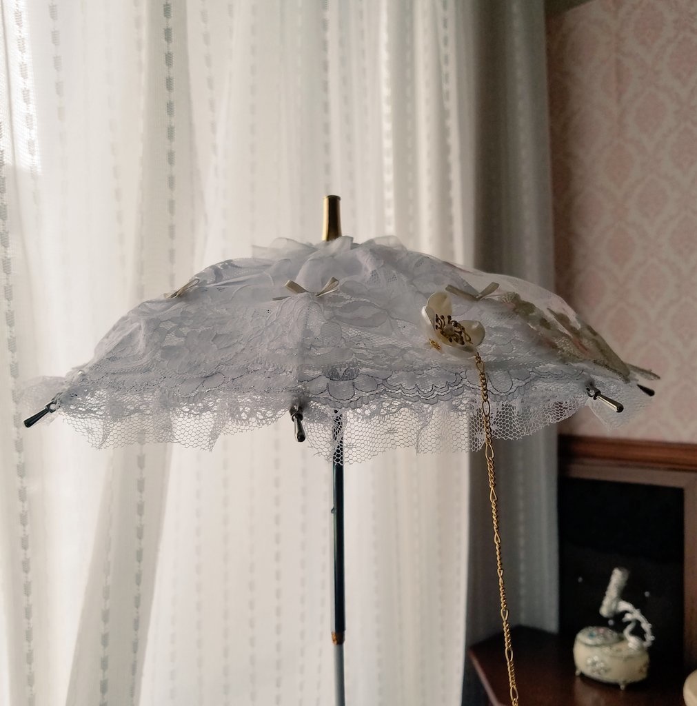 白レース＋刺繍チュールレース　透け感ありチュールレースベース　　