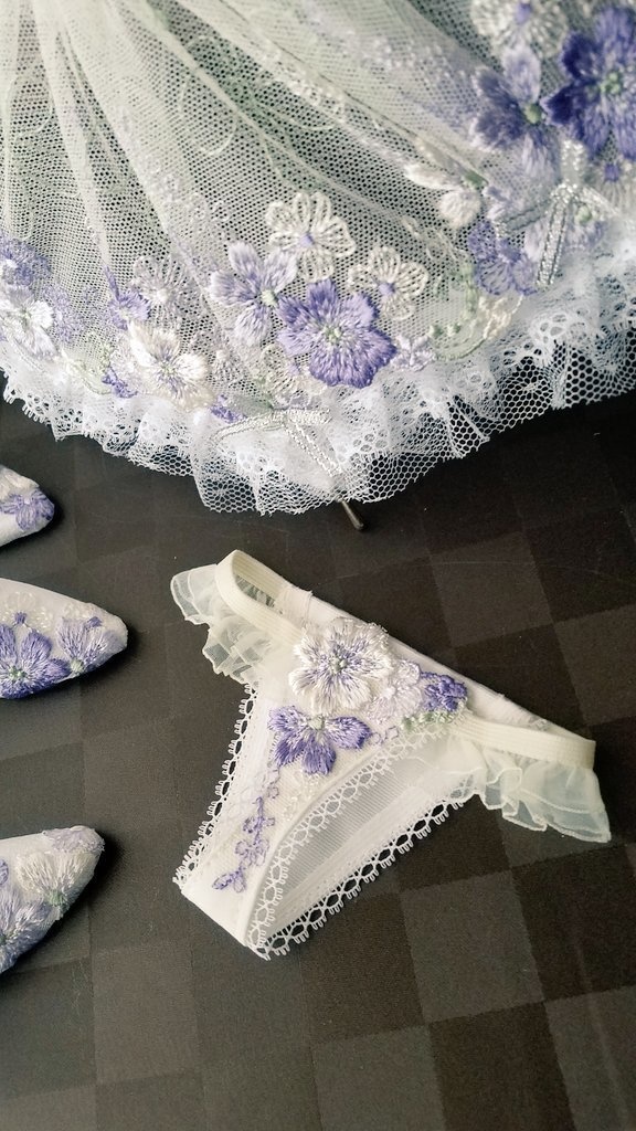 ３点セット販売　青+白花刺繍　パラソル+ミュール+ショーツ 推奨sizeSDgr60cm