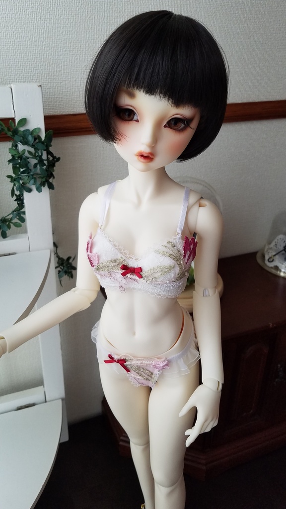 チューリップレースの３点セット　パラソル（収納袋付き）＋ランジェリーセット（同モチーフ収納袋付き）＋ミュール