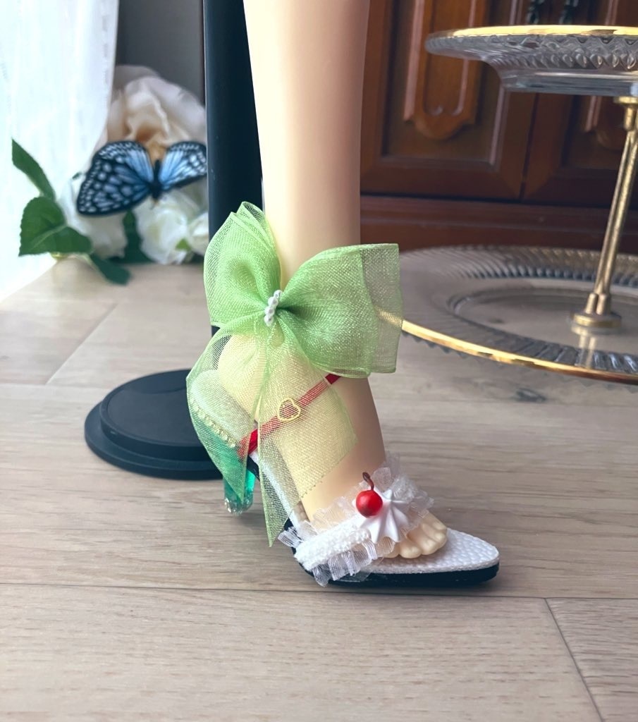 クリームソーダ　緑　C　おっきめサクランボ　ヒール足用サンダル