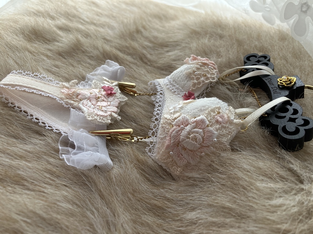 Ａ：薔薇のランジェリーセット　size要指定　DD（Ⅿ胸）・ＳＤｇｒ・ＳＤ１６・MyouDoll６０㎝