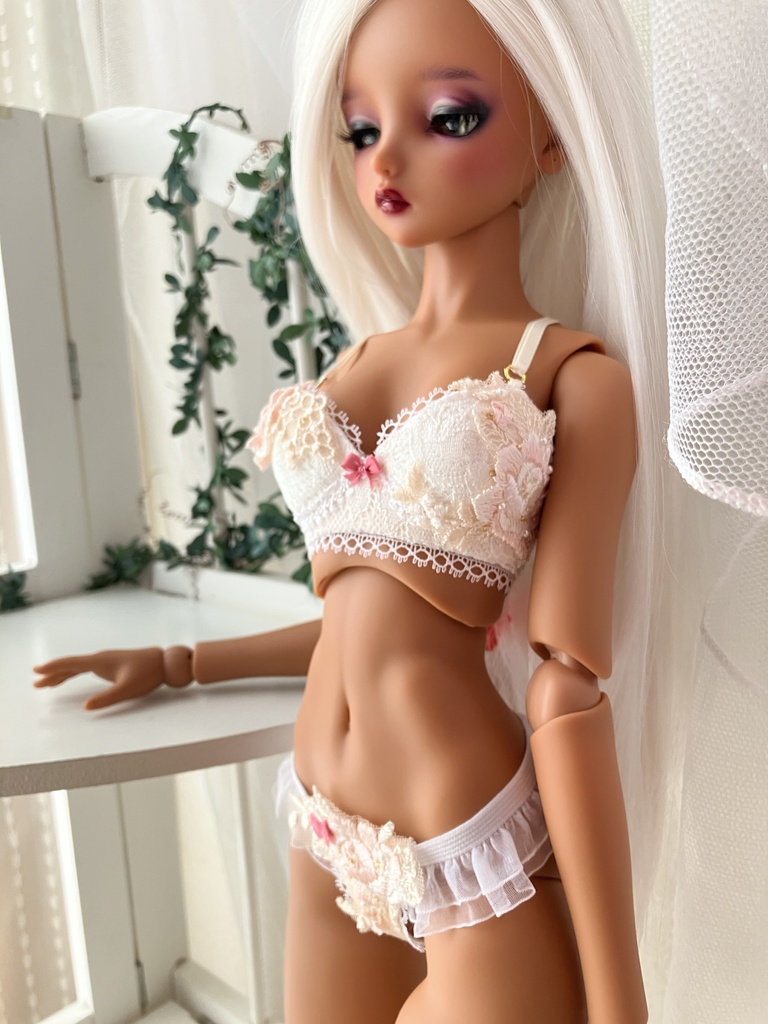Ａ：薔薇のランジェリーセット　size要指定　DD（Ⅿ胸）・ＳＤｇｒ・ＳＤ１６・MyouDoll６０㎝