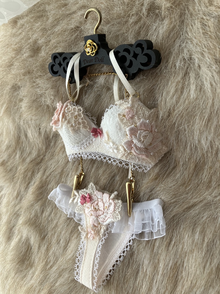 Ａ：薔薇のランジェリーセット　size要指定　DD（Ⅿ胸）・ＳＤｇｒ・ＳＤ１６・MyouDoll６０㎝