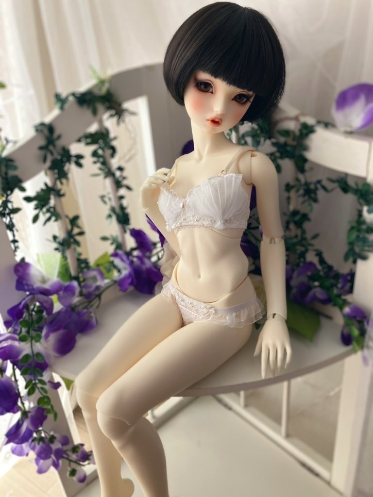 貝殻風ランジェリー　白　　ワイヤーボーン入り　DD（M胸）・SDｇｒ
