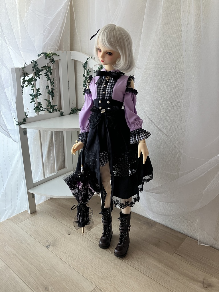 レースパラソル　黒紫のレース　ふちは黒レース